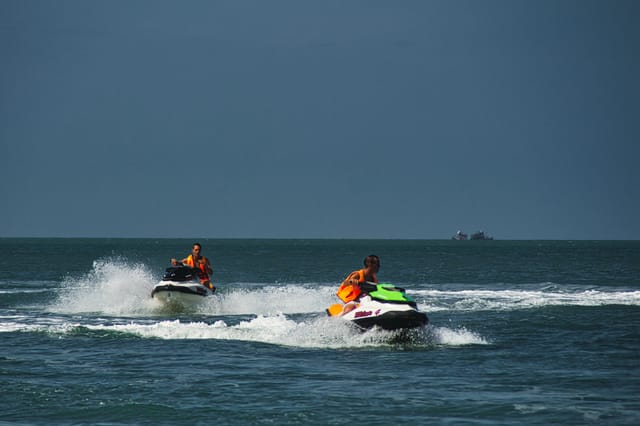 jet-ski-batu-ferringhi-malaysia-pelago0.jpg