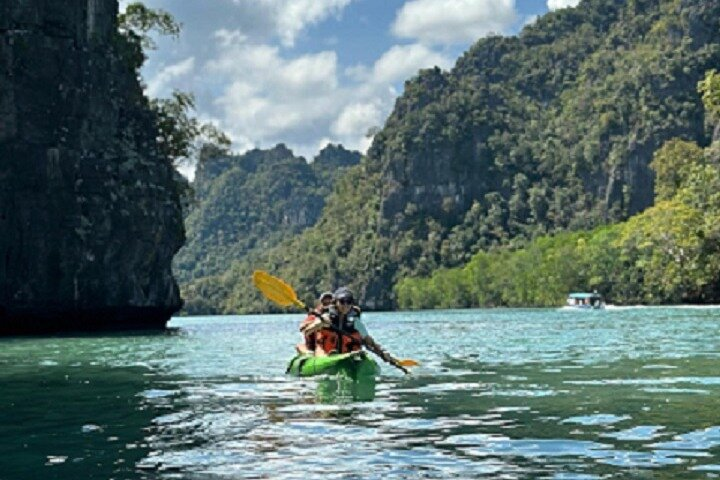 The Gate Between River and ocean