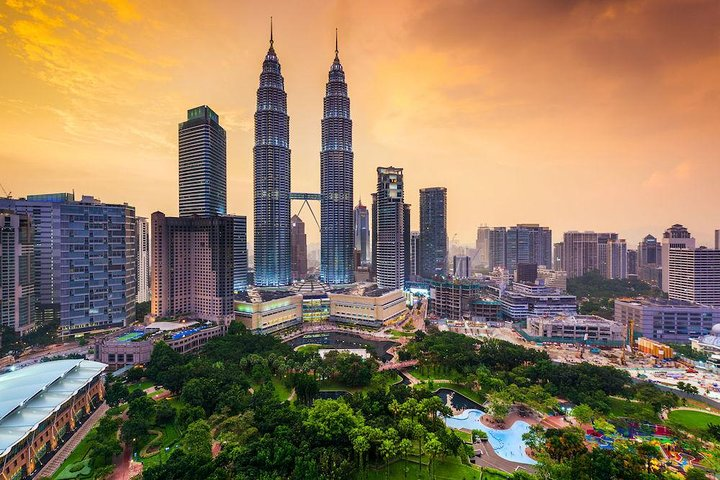 PETRONAS TWIN TOWER