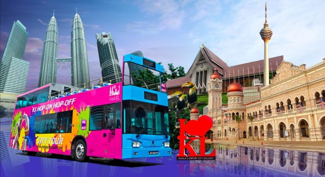 Tiket Bus Wisata Naik-Turun KL (24 dan 48 jam) - Photo 1 of 7