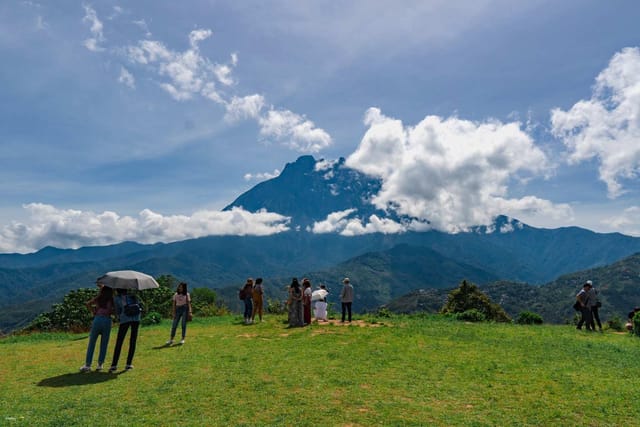 mt-kinabalu-4-in-1-private-day-tour-poring-hot-spring-canopy-walk-desa-dairy-farm-local-market-with-lunch-sabah_1