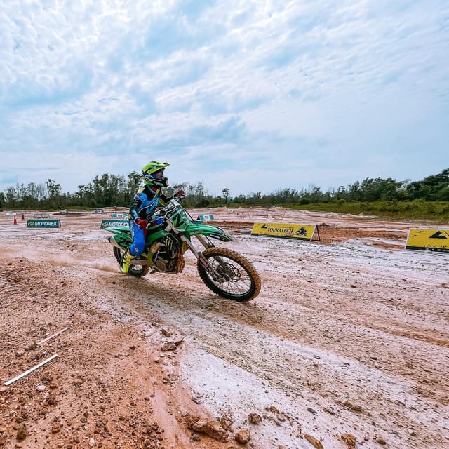 Off-road Motorcross Dirt Bike Riding Lessons - Photo 1 of 5