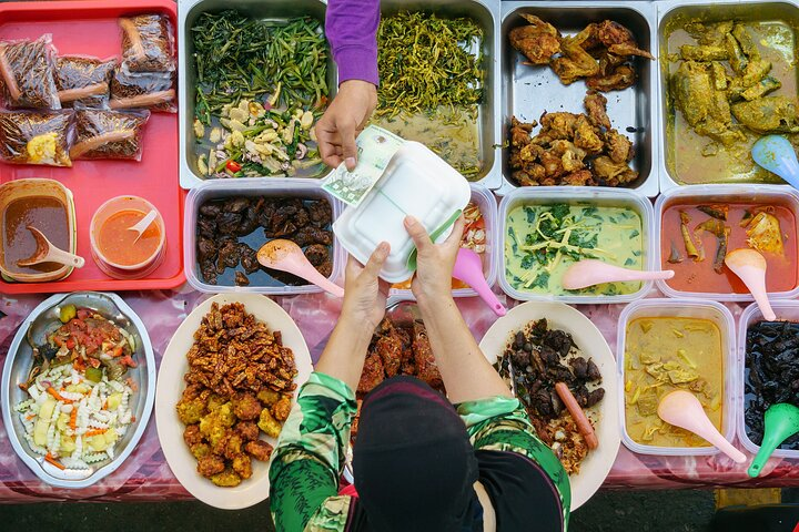 Penang Street Food in Georgetown and History Walking Audio Tour - Photo 1 of 12