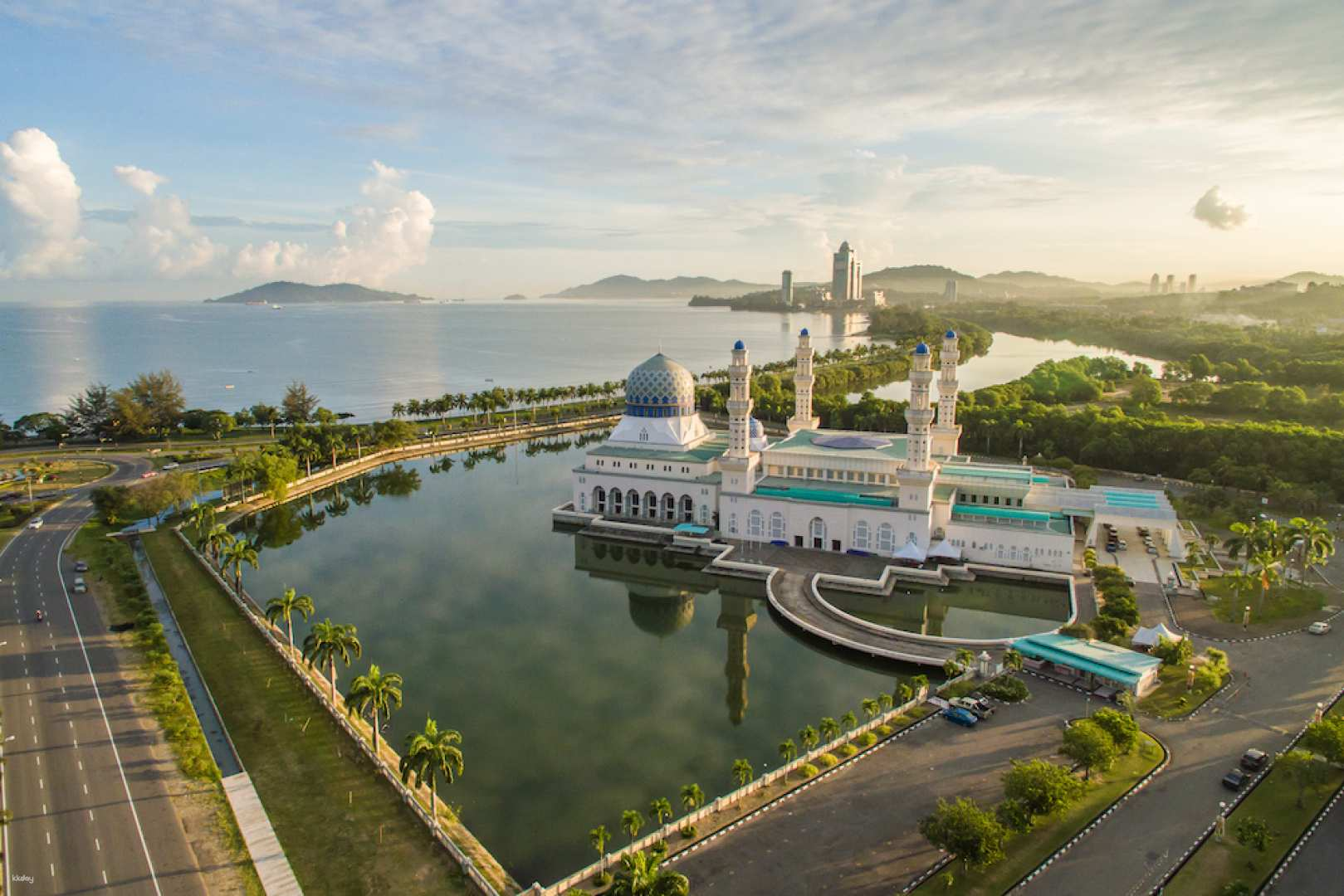 Shared Tour: Kota Kinabalu Must-See Attractions 2.5 Hours City Tour | Sabah, Malaysia - Photo 1 of 6