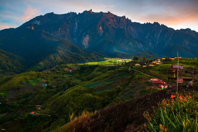 shared-tour-sky-mirror-sosodikon-hill-hiking-desa-cow-farm-mt-kinabalu-relaxing-1-day-tour-sabah_1