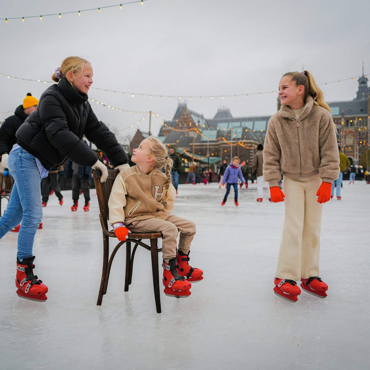 Amsterdam: Museumplein Ice Rink - Photo 1 of 10