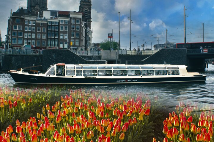 Canal Cruise & Keukenhof Ticket with shuttle bus in Amsterdam - Photo 1 of 6