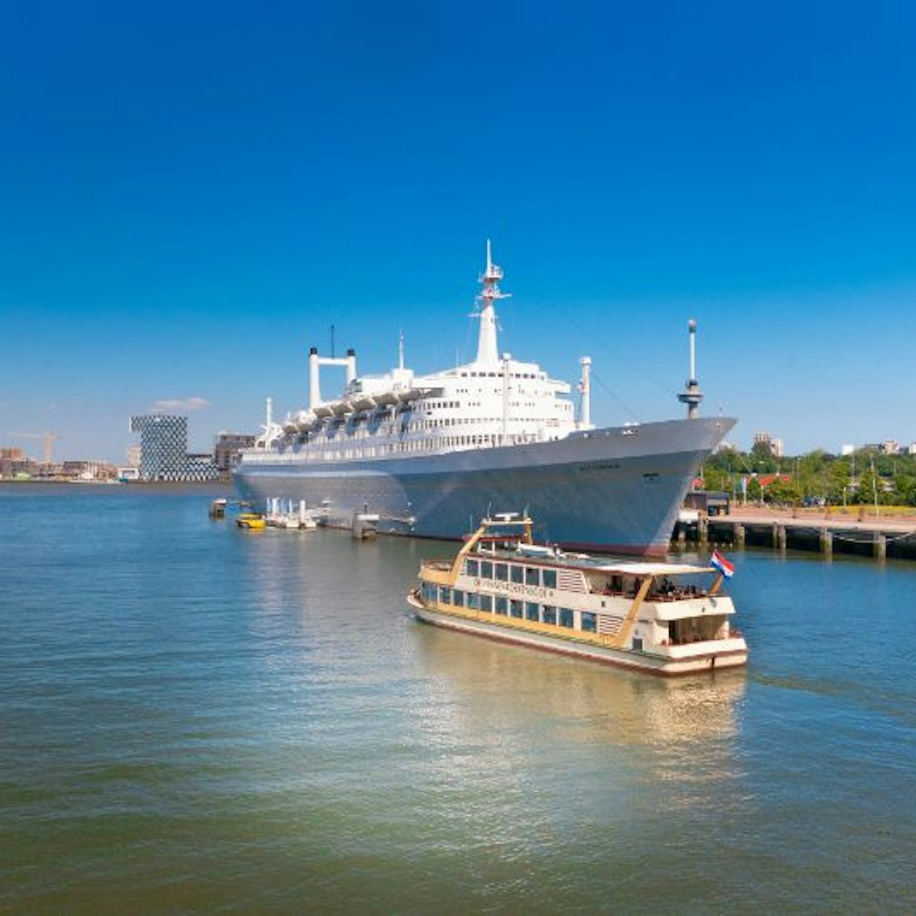 Pancake Boat Rotterdam - Photo 1 of 5