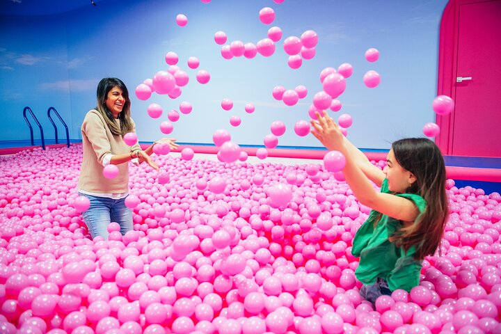 The largest ballpit in Europe!
