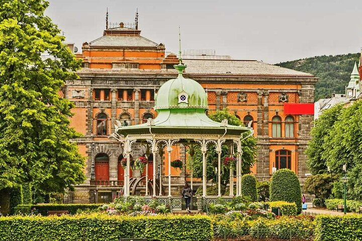 Bergen's Landmarks and History: A Self-Guided Audio Tour - Photo 1 of 7