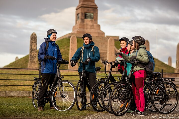 Guided EL-Bike tour in the city of Haugesund and Coastal path - Photo 1 of 7