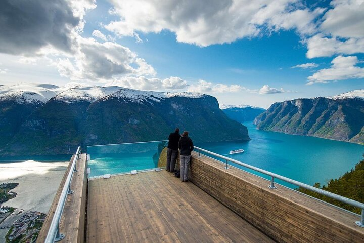 Guided Tour To Nærøyfjorden, Flåm And Stegastein - Viewpoint Cruise - Photo 1 of 12