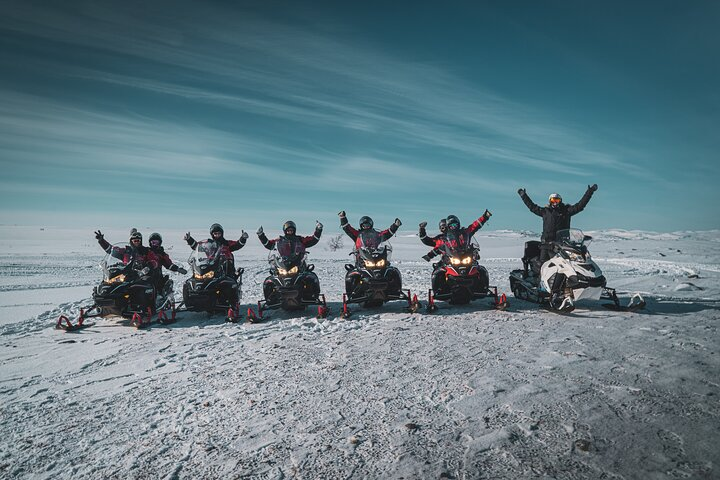 Historical Snowmobile Tour Across Finnmarksvidda - Photo 1 of 5