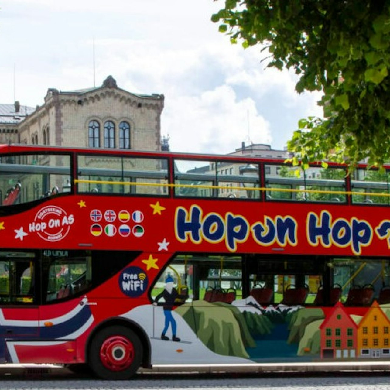 Hop-On Hop-Off Bus Oslo - Photo 1 of 8