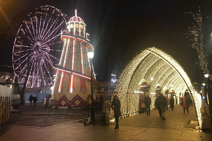 Oslo Christmas walk - Photo 1 of 7