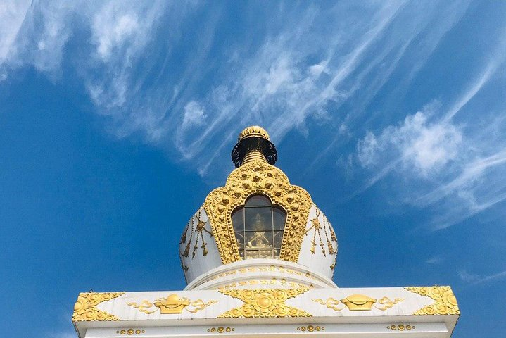 Jamchen Vijaya Stupa with short hike and Budanilkantha sightseeing  - Photo 1 of 9