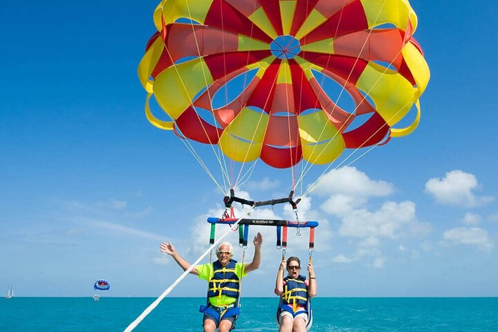 Parasailing tour