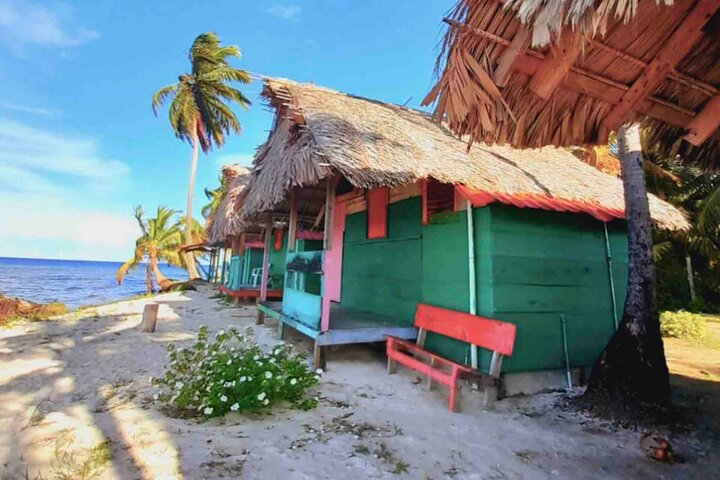 2D/1N Oceanfront Cabin, Private Bath in San Blas INCLUDING Day Tour + Meals - Photo 1 of 25