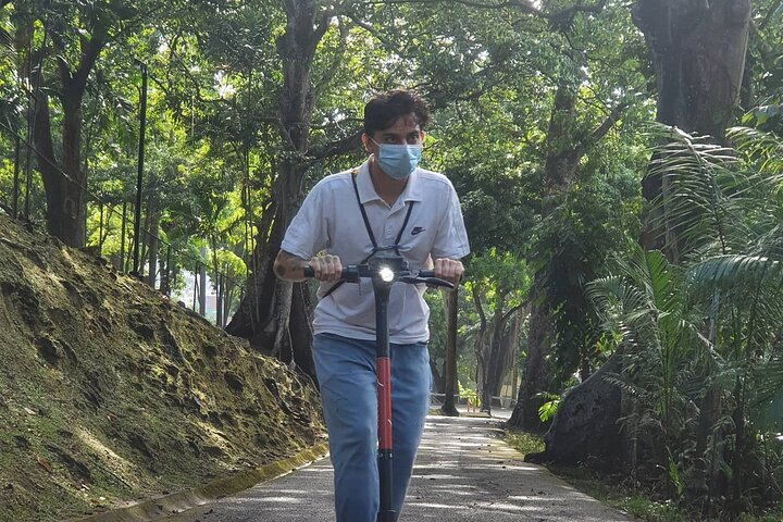 Climbing the Ancon hill nature reserve