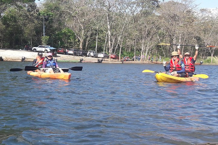 Embarcadero del Corotu, Rio Chagres, national park.