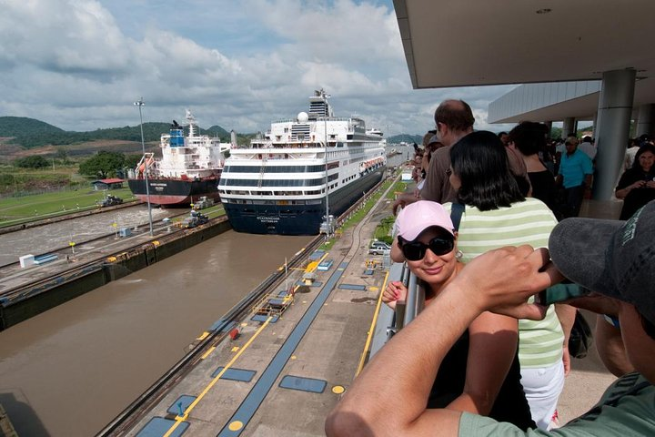 Centro de Visitantes Miraflores(Canal de Panamá)