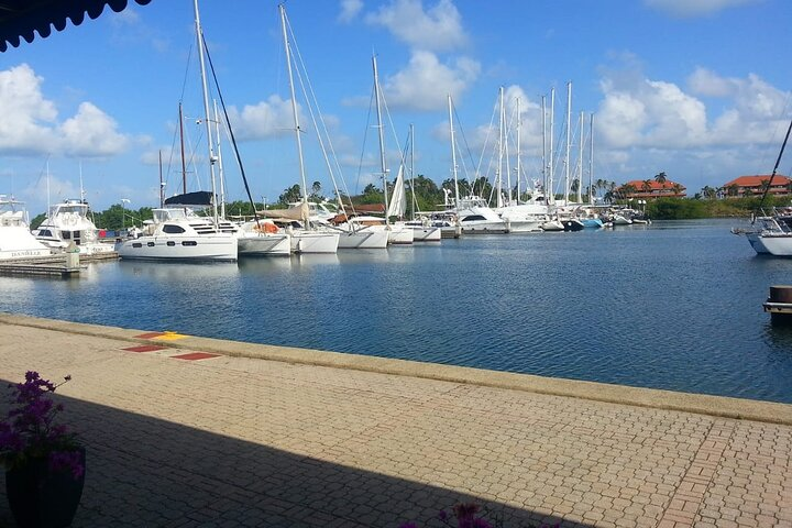 Private Transfer Tocumen Airport - Shelter Bay Marina - Photo 1 of 5