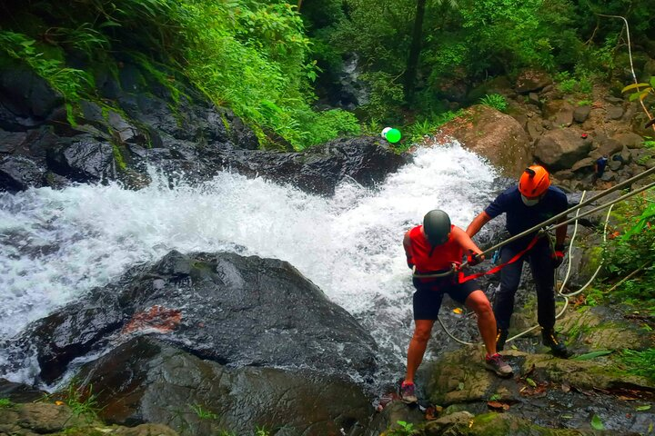 Rappel & The Sleeping Indian Hike - Photo 1 of 25