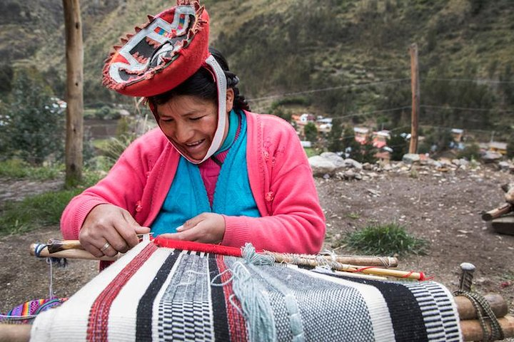 Traditional Backstrap Weaving