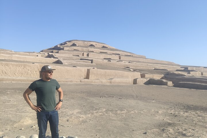 Cahuachi Pyramids Tour and Artisanal Workshop in Nazca - Photo 1 of 6