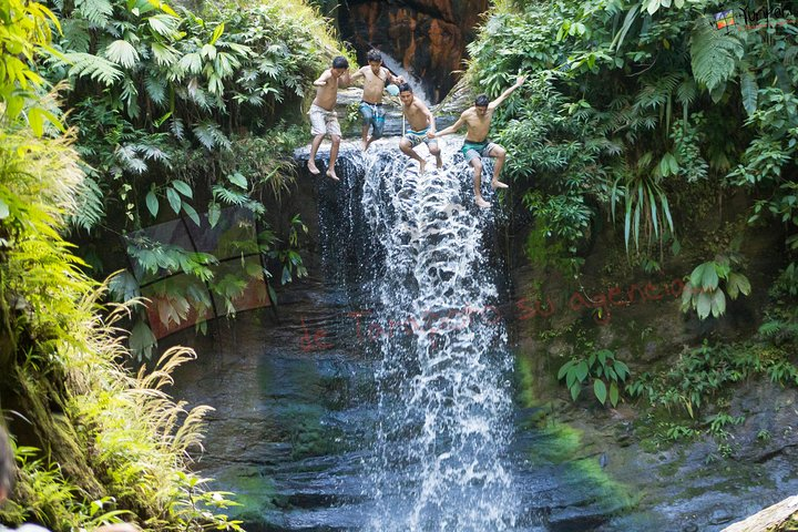 Carpishuyacu Falls with Thermal Baths of San Jose - Photo 1 of 16