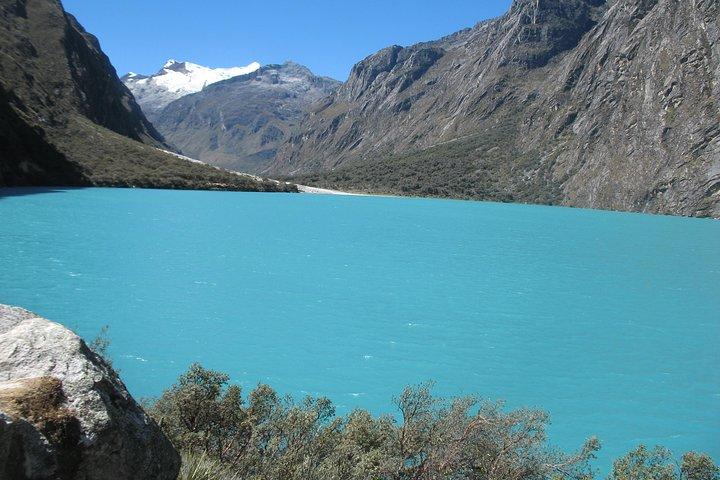 llanganuco lakes 