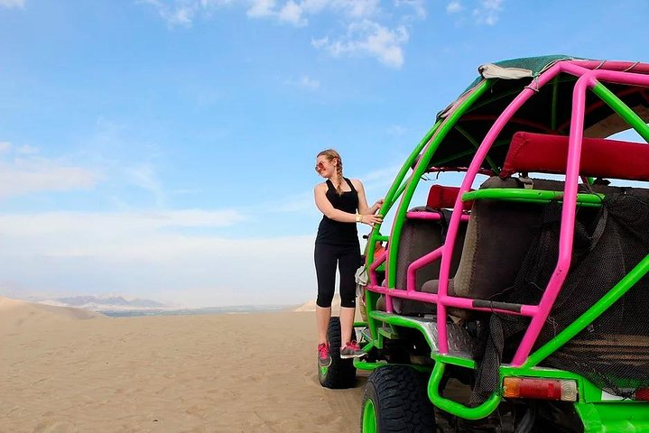 Dune buggy in Huacachina - Photo 1 of 7