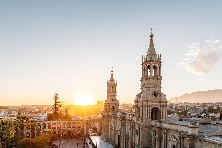 Golden hour, legends of Arequipa and Peruvian Coffee - Photo 1 of 11