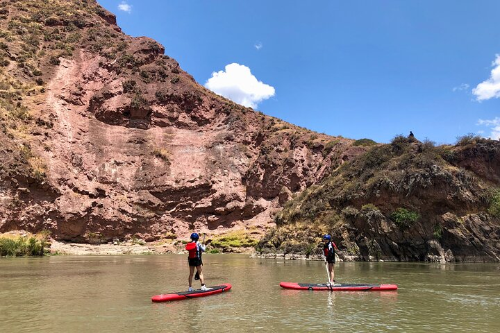 Stand up paddle tour in the sacred valley