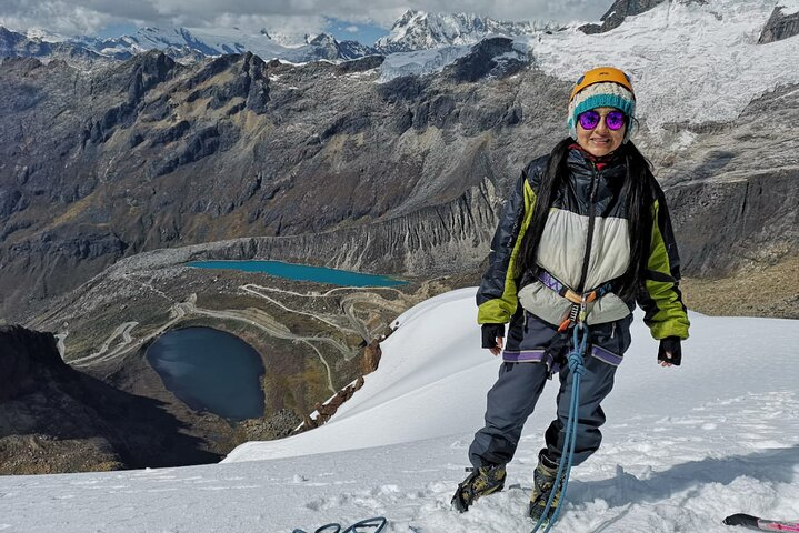 Mountaineering: Ascent to Nevado Mateo - Photo 1 of 9