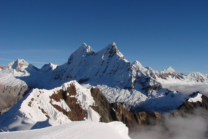 Yanapaqcha Mountain views