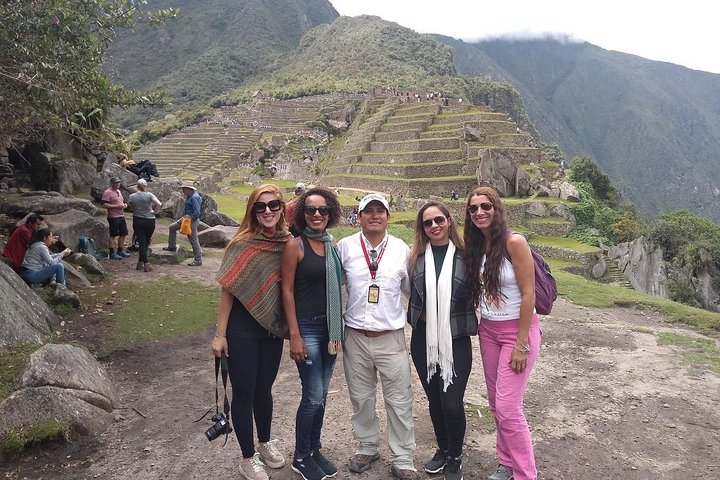 Private Tour Guide in Machupicchu from Aguas Calientes. - Photo 1 of 17