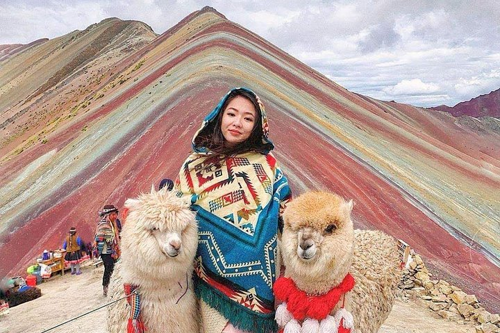 Rainbow Mountain + Breakfast and lunch included - Photo 1 of 8