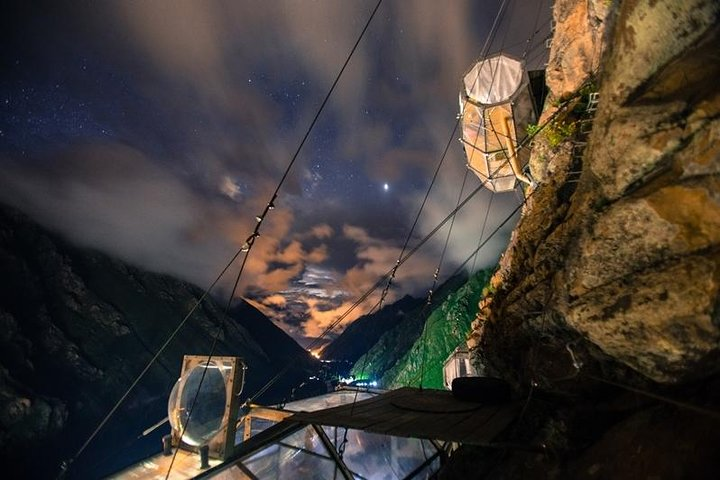 Skylodge by night