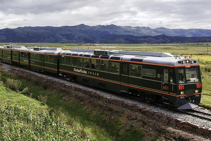 TOURIST TRAIN