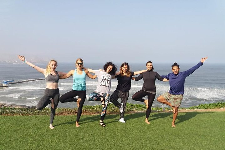 YogaParkLima, seaview Yoga session  - Photo 1 of 18