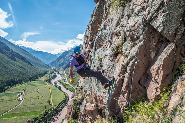 Zipline Adventure with Lunch in Transparent Capsule from Cusco -Sky lodge - Photo 1 of 14