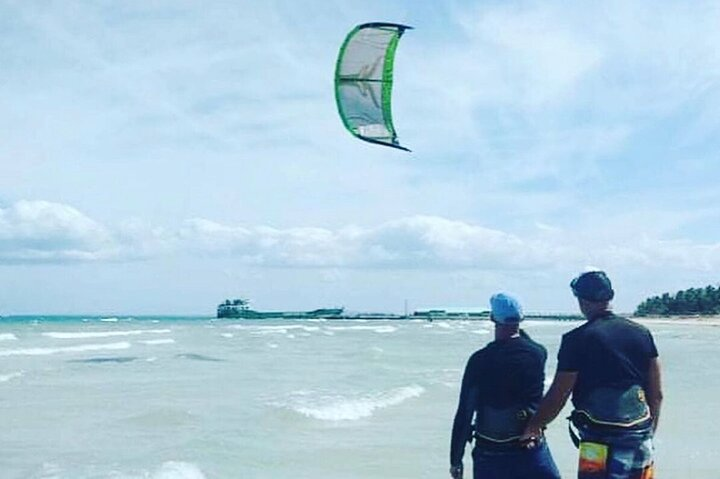 2hr Kiteboard Taster Session - Photo 1 of 4