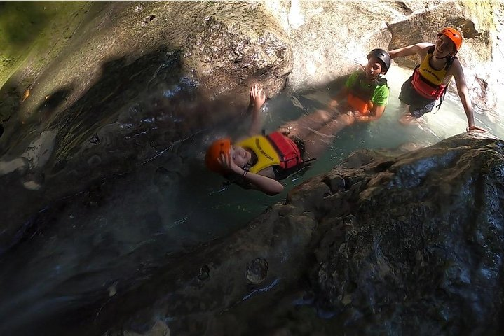  Cebu Kawasan Canyoneering  - Photo 1 of 11