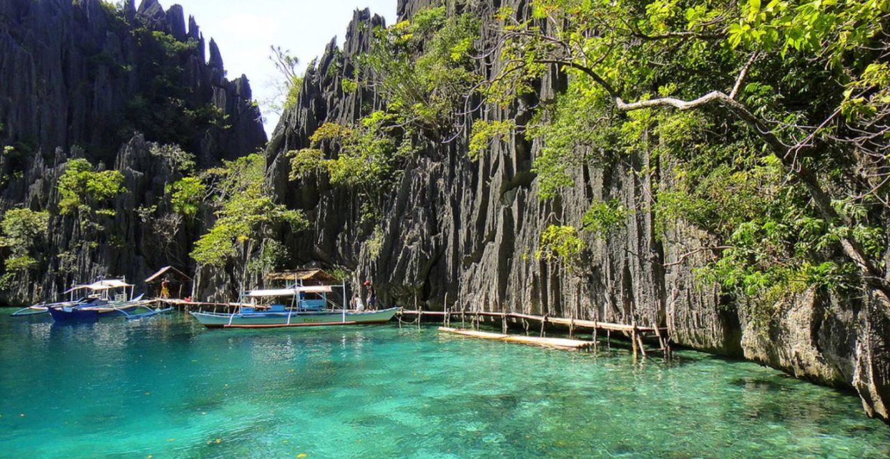 Coron Island Hopping Tour: Barracuda Lake, Twin Lagoon, Siete Pecados - Photo 1 of 4