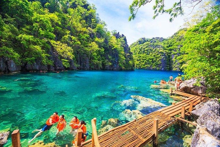 Kayangan Lake