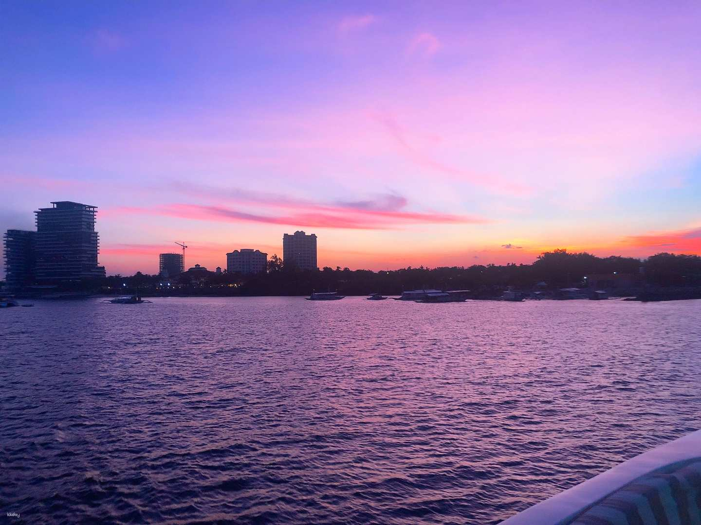 【Cruise Tour】Romance-filled The Mark Sunset Cruise on the Cebu sea (Korean guide) - Photo 1 of 10