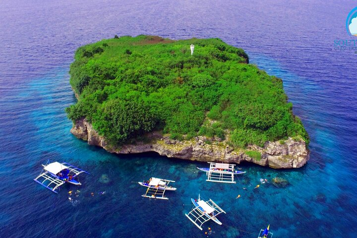 Moalboal Island Tour & Sardine Run - Photo 1 of 4