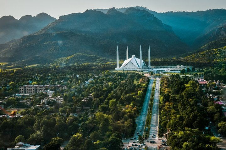 Islamabad Round Trip Airport Transfer & Customizable Day Trip - Photo 1 of 11