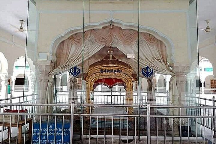 Nankana Sahib Gurdwara One Day Guided Tour - Photo 1 of 8